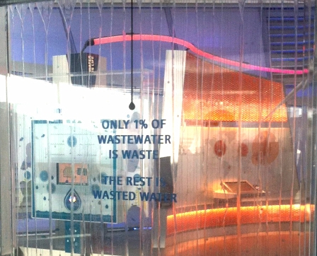 © Robert Rotifer Ausstellungsobjekt: Only 1 percent of waste water is waste, the rest is wasted water.